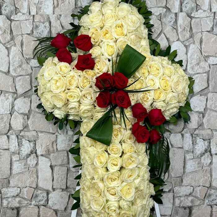 Cruz de rosas Abrucena